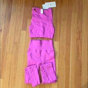 NWT Fabletics Sculptknit Lattice Set